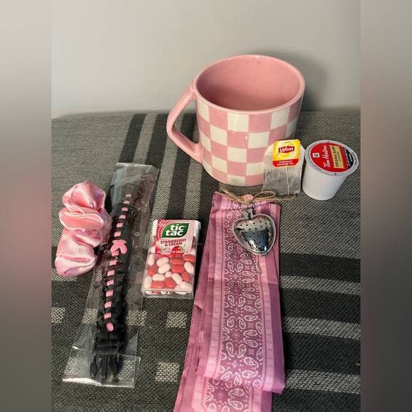 Breast Cancer Awareness Bundle - Picture 1 of 3